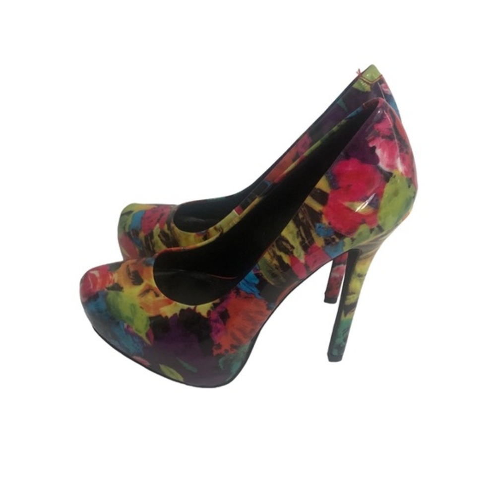 Steve Madden Patent Leather Floral PlatformShoes. Sz 6.5. New
